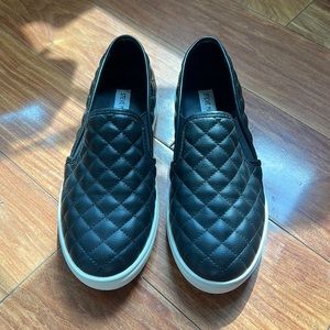 Steve Madden ECENTRCQ BLACK